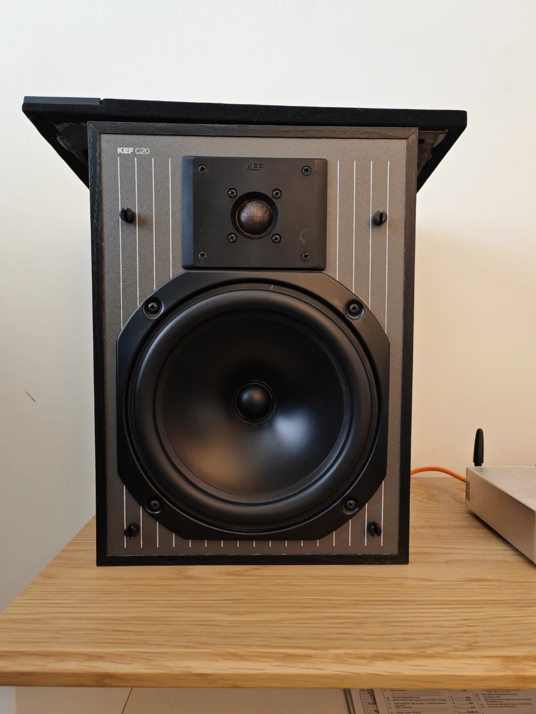 KEF C20 Bookshelf Speakers - photo 3