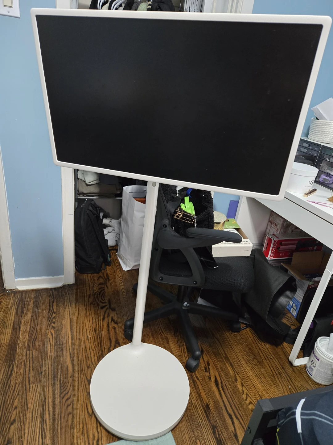 LG StanbyME Wireless TV Stand