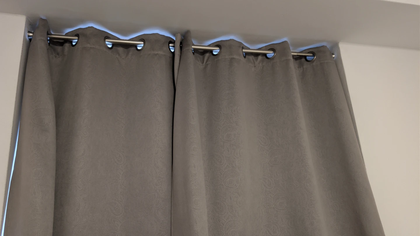 Grey patterned grommet curtains - photo 4