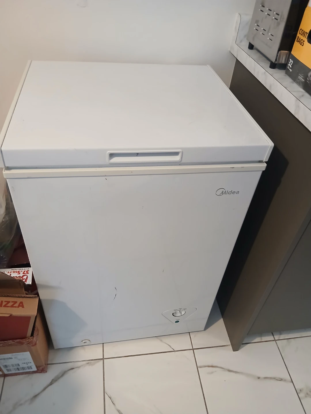 Midea Chest Freezer