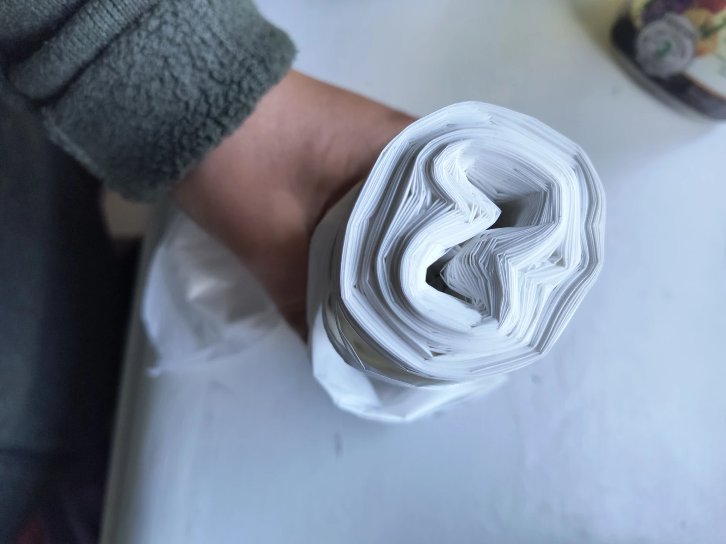 Hercules 17 White Kitchen Garbage Bags - photo 2