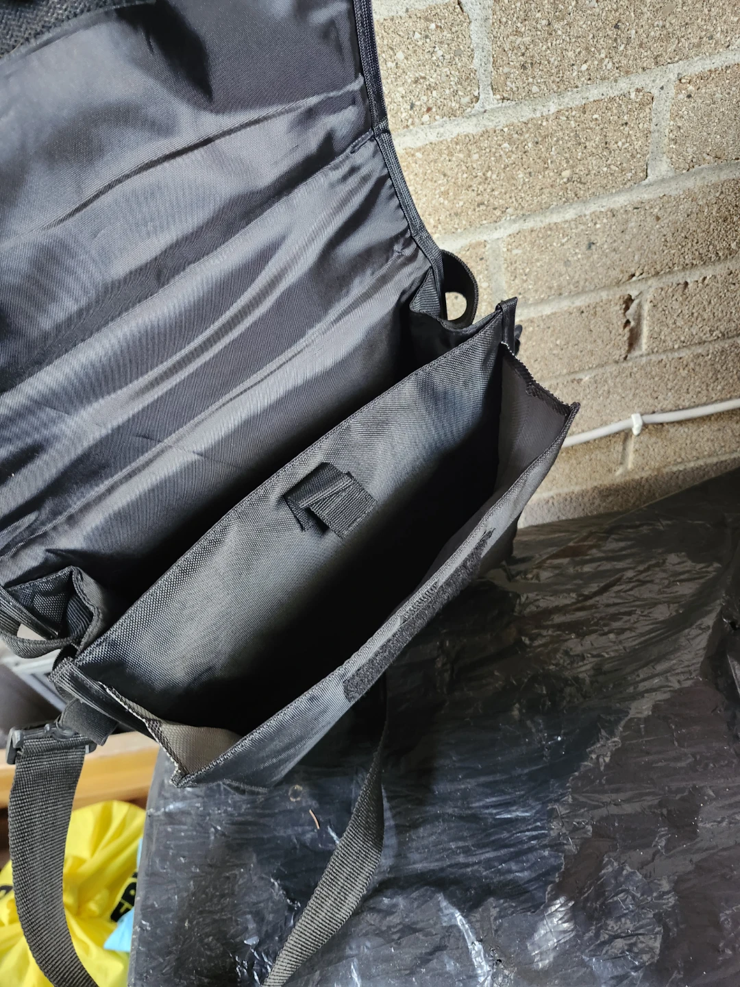 Black Messenger Bag - photo 2