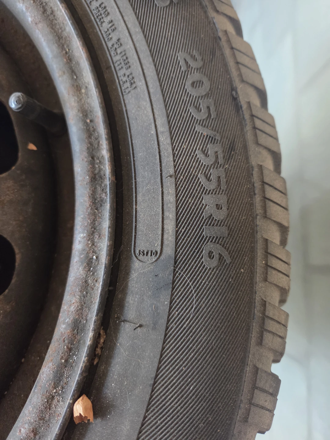 Arctic Claw Winter Tires 205/55R16 - photo 3