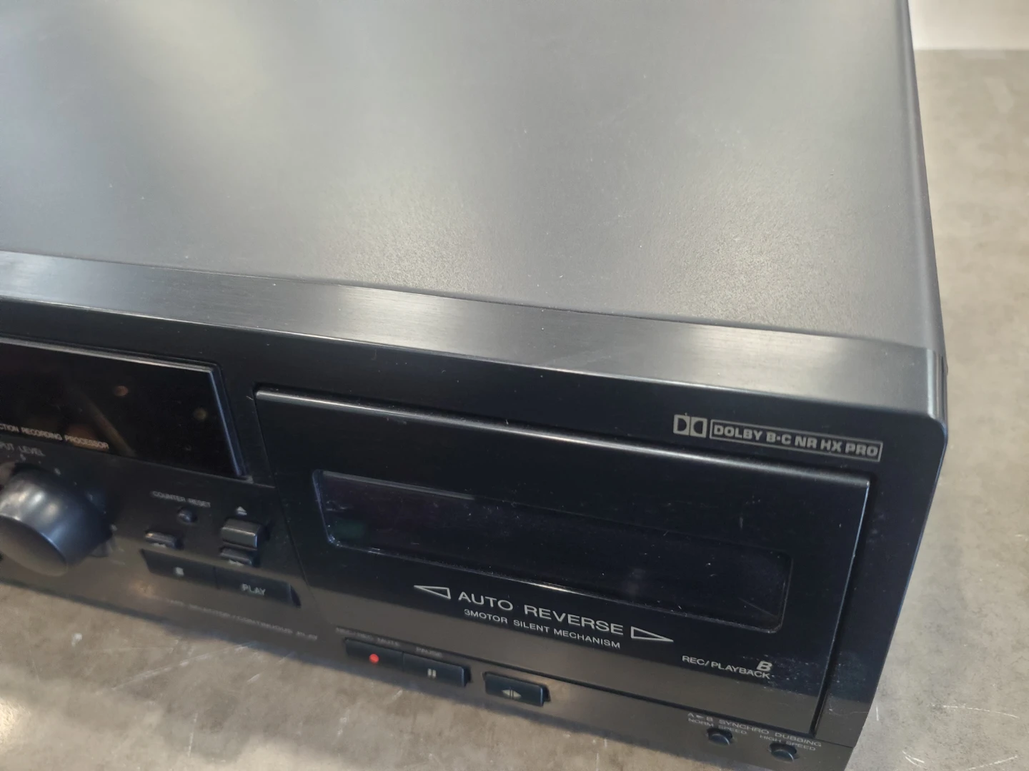 JVC TD-W254 Double Cassette Deck - photo 2