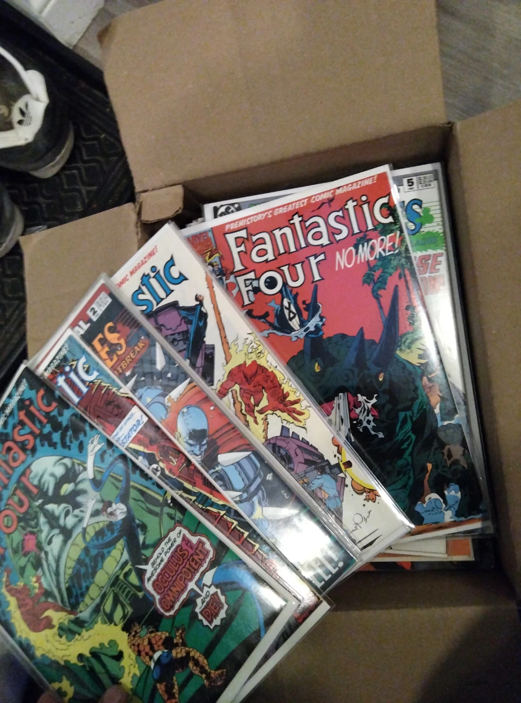 Fantastic 4 and Justice League Comics (35) - photo 2
