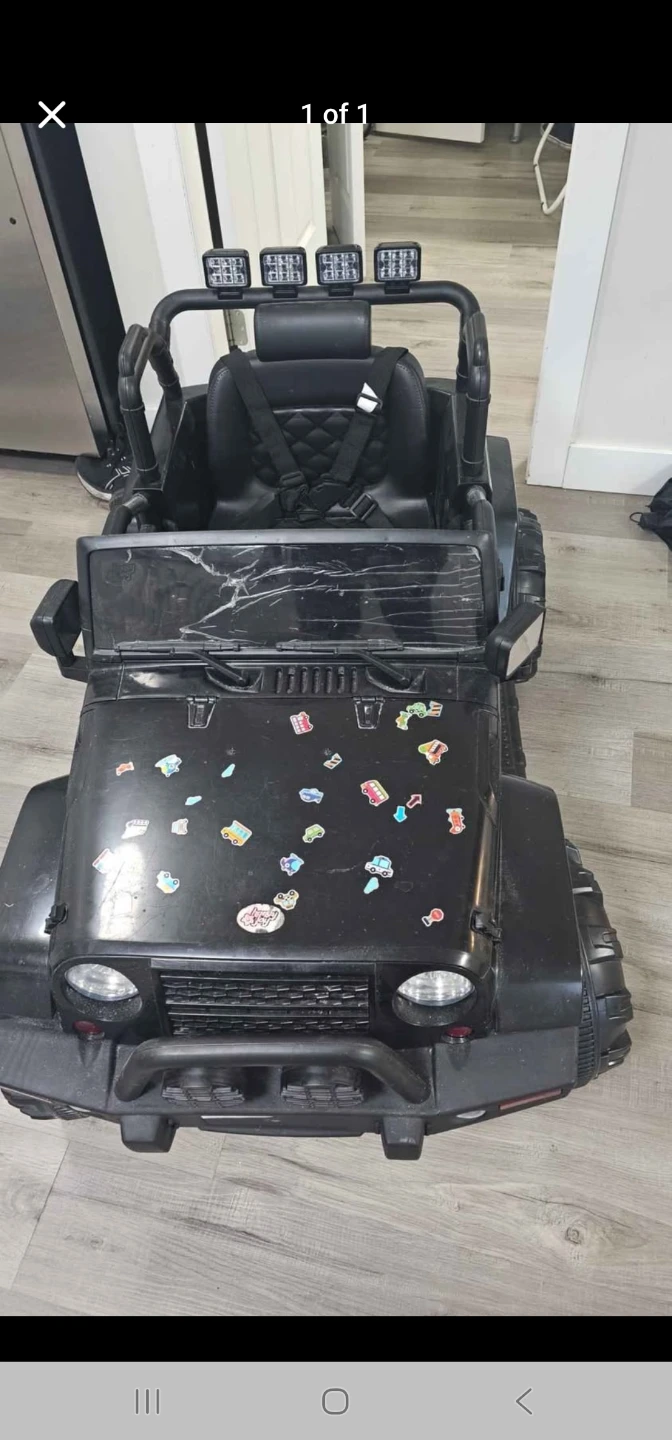 Kids Ride-On Jeep with Light Bar