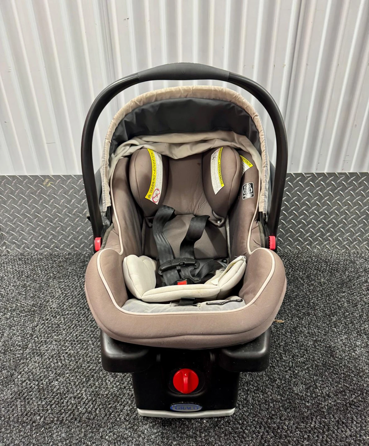 Graco SnugRide Infant Car Seat and Base