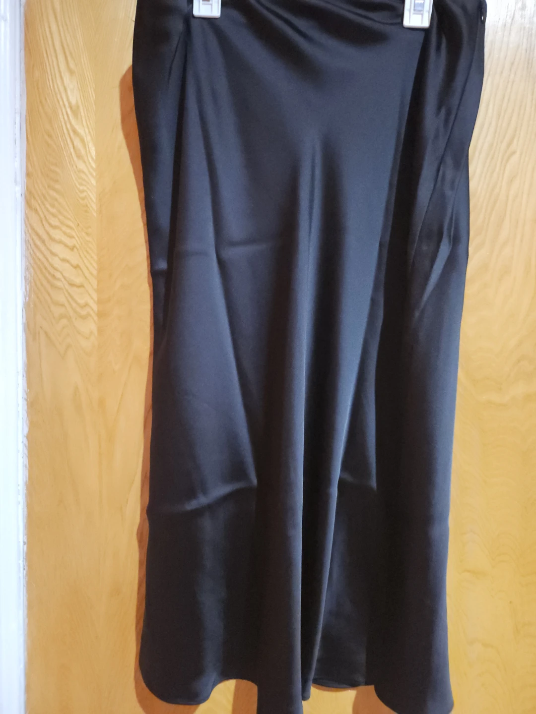 Club Monaco Black Satin Midi Skirt Size 10