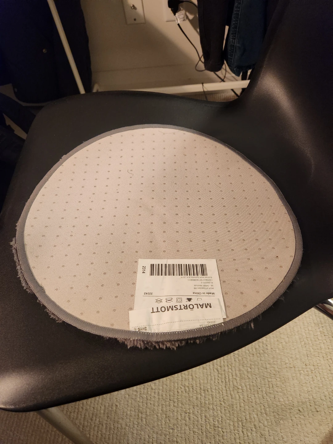 IKEA MALORTSMOTT Round Rug Pad and LIDAS chair - photo 4