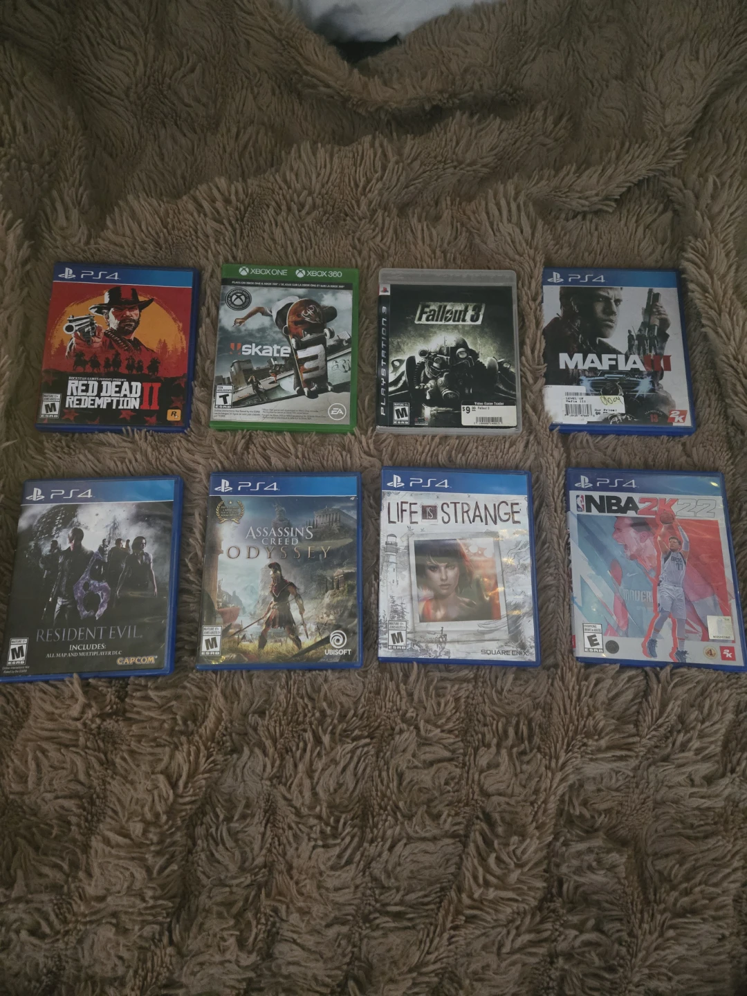 Video games Playstation and Xbox