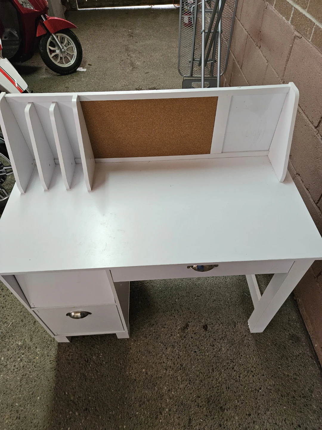Small White Kids Desk with Cork Board and Storage - photo 2