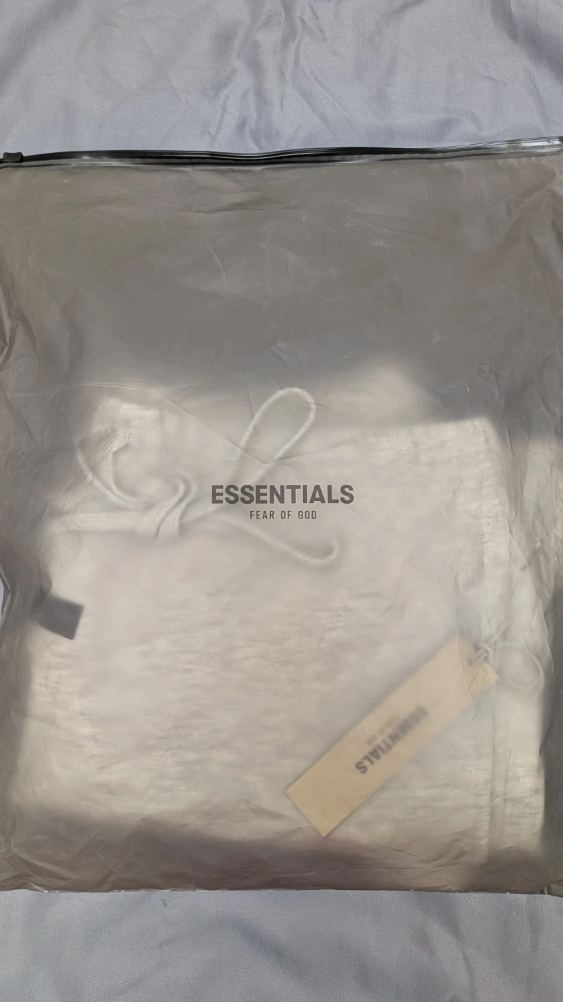 Fear of God Essentials Sweat Shorts - photo 4