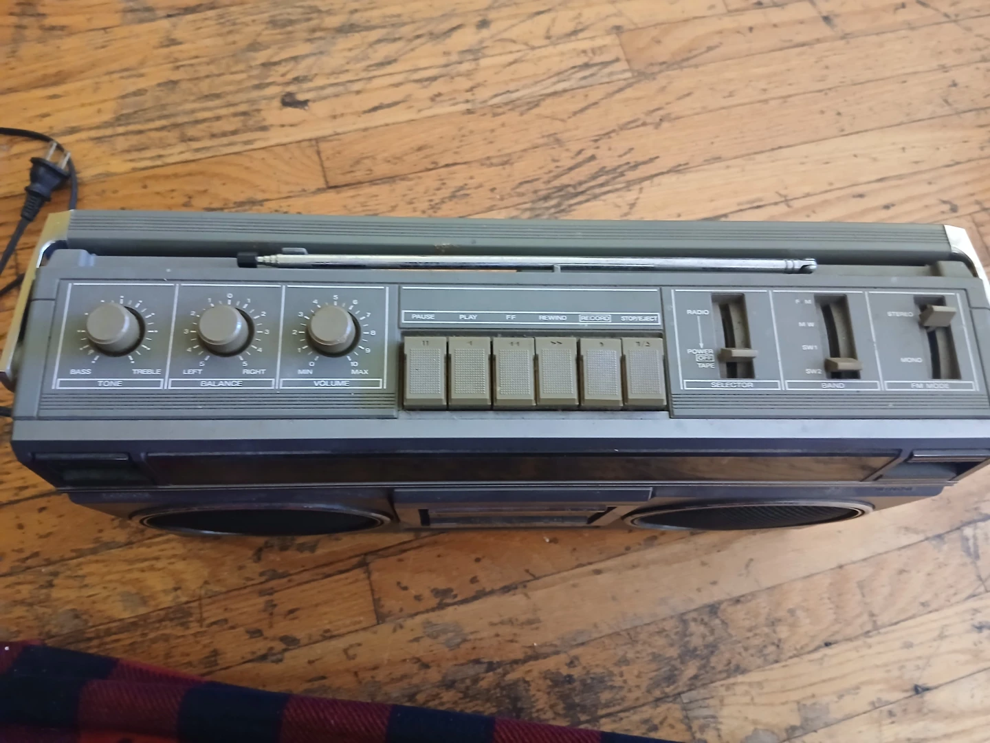 Panasonic Boombox with Cassette Player - photo 3