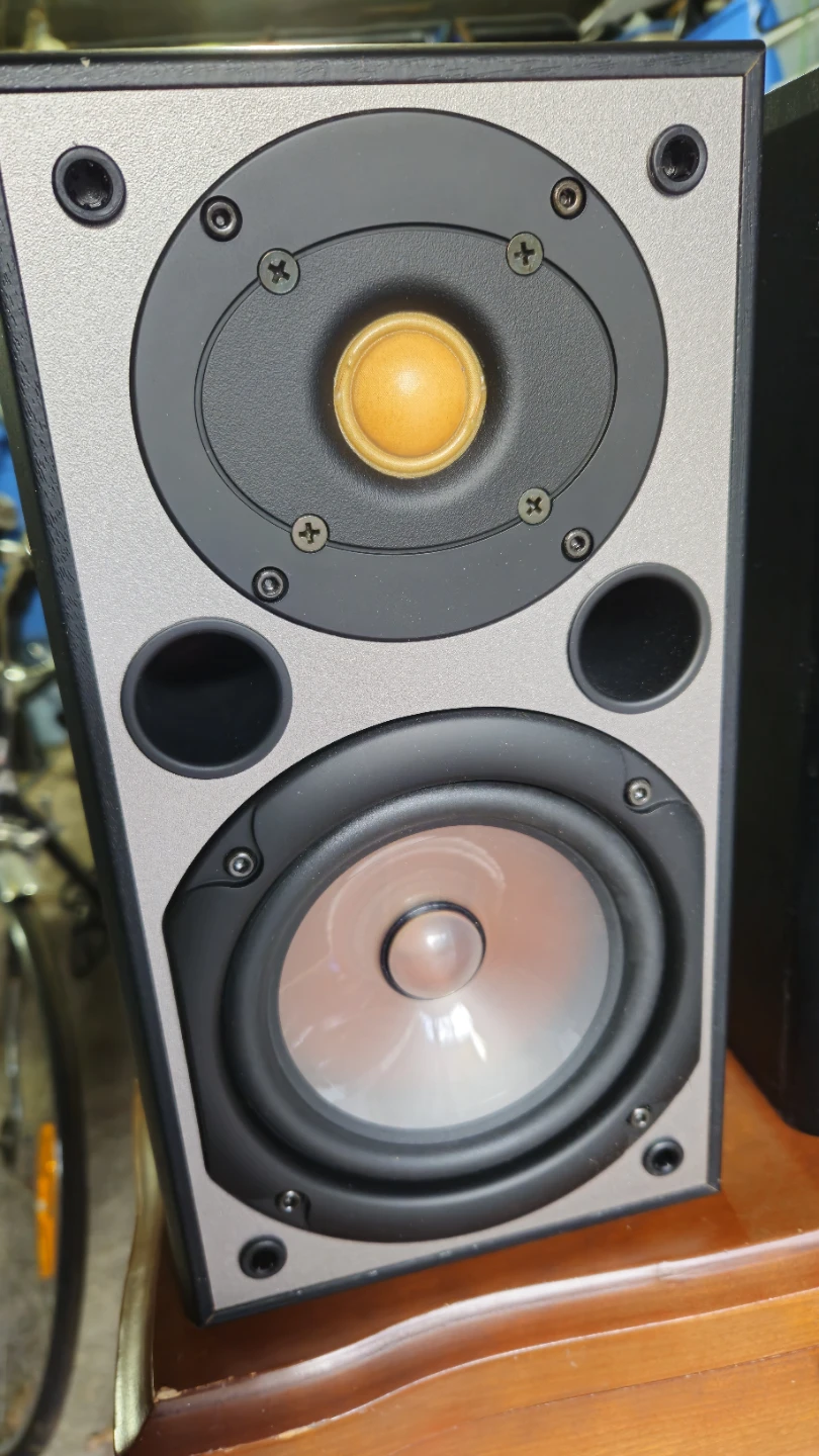 Yamaha NS-90 Bookshelf Speakers
