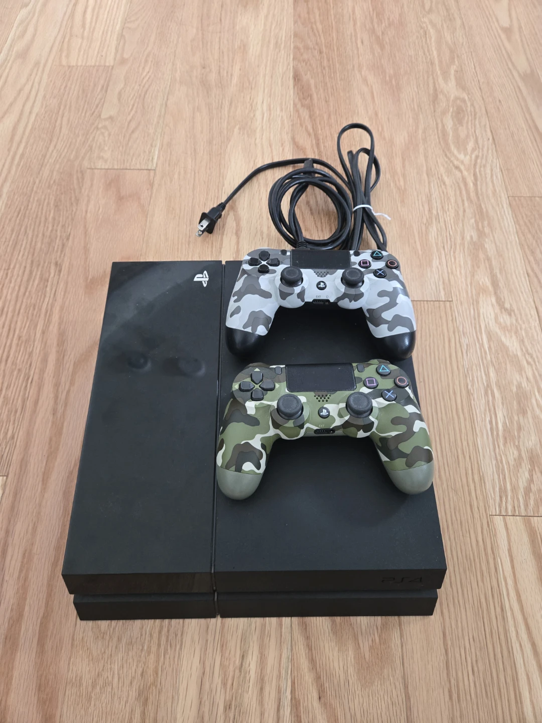 PlayStation 4 Console with 2 Controllers