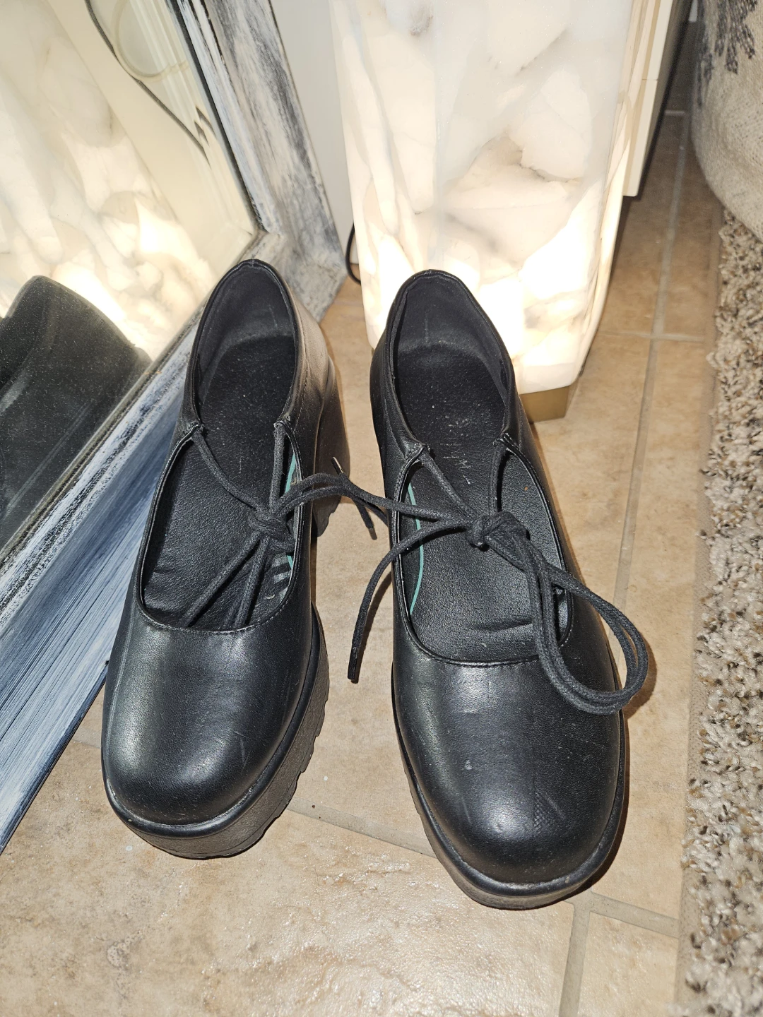 Black Lace-Up Shoes - photo 3