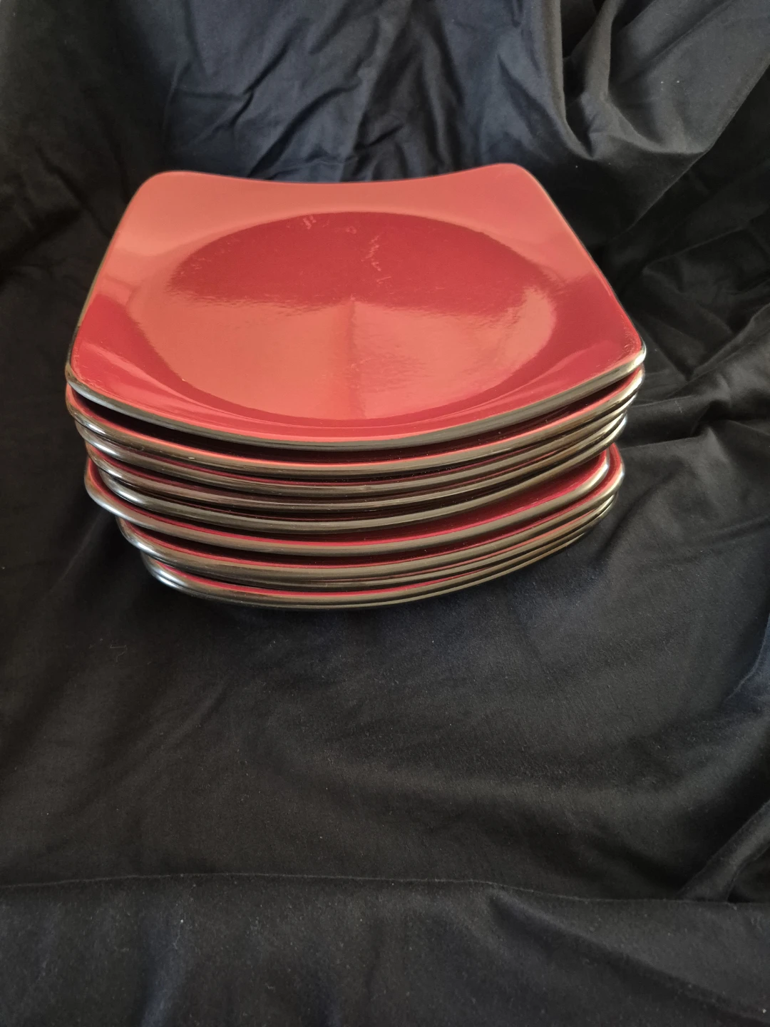 Hearthstone Stoneware Red Square Dinner Plates (Set of 6)