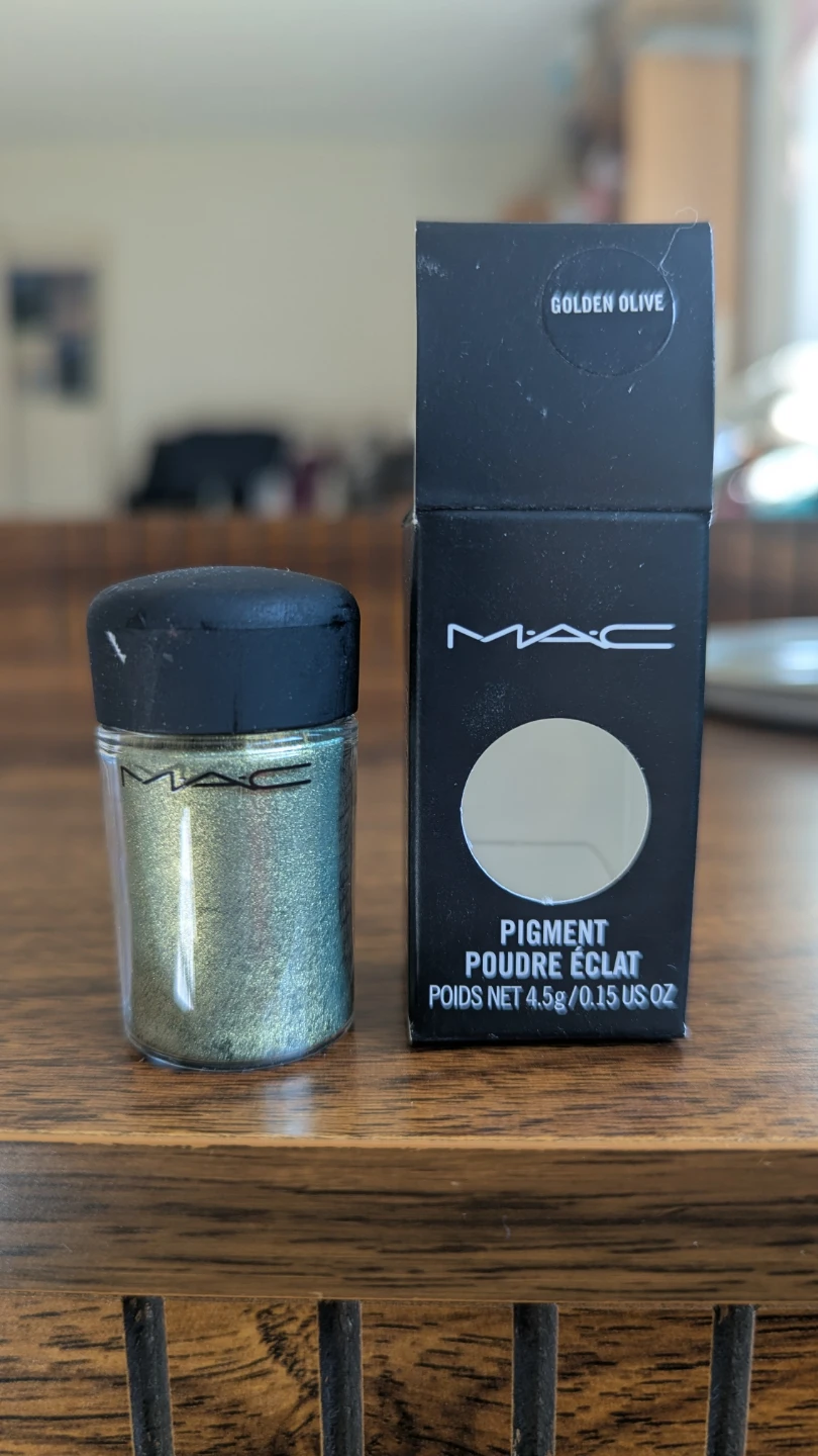 MAC Cosmetics Golden Olive pigment - photo 5