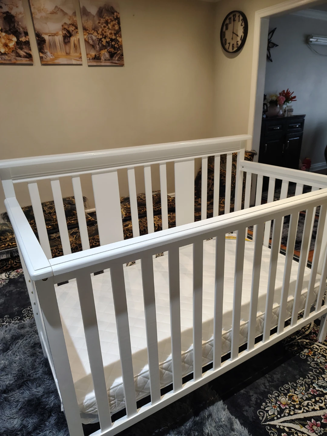 White convertible crib with mattress and toddler rail - photo 2