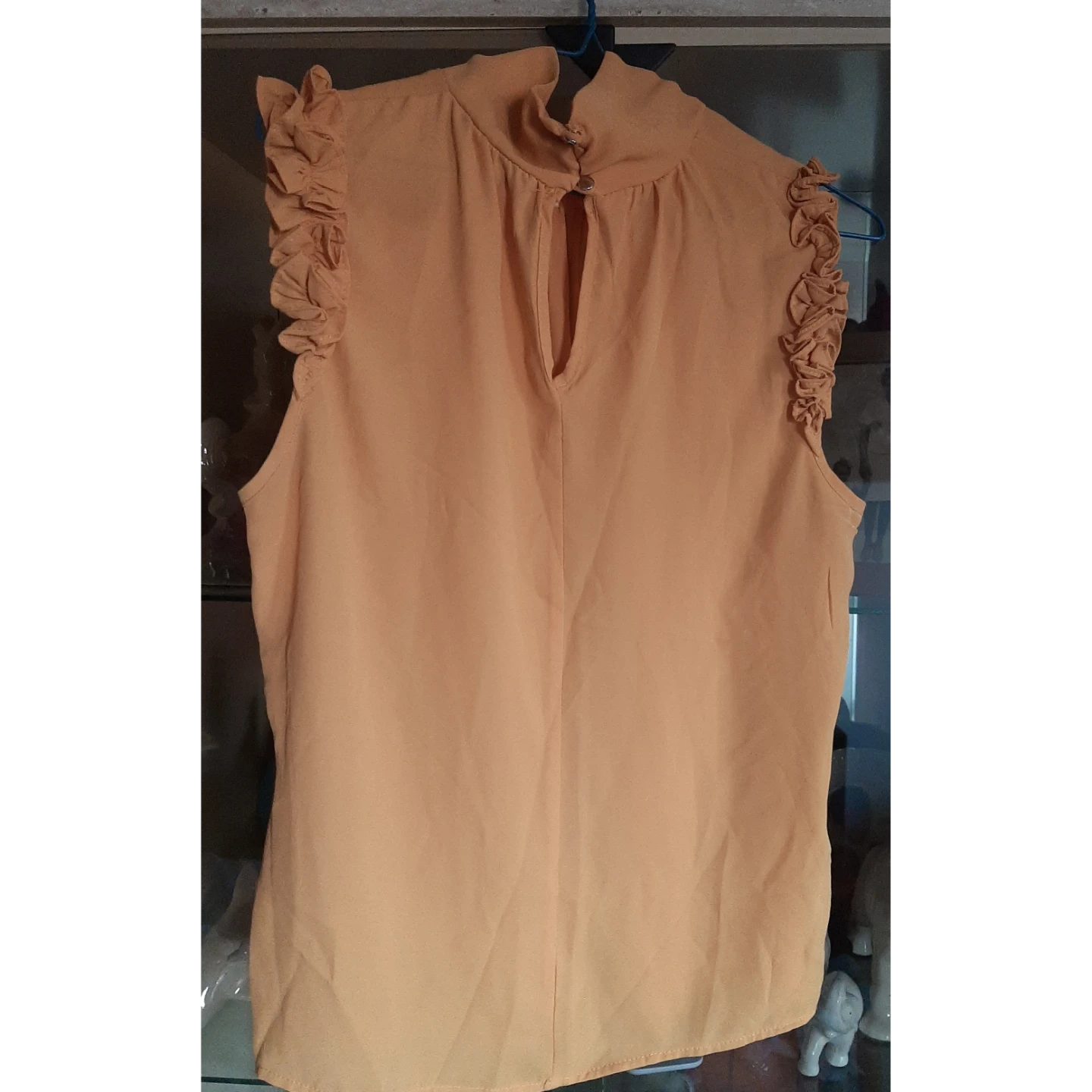 2 pc Set Women's Sleeveless Top and Acid Wash Jeans Set - photo 5