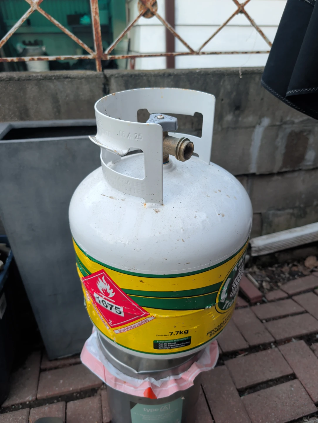 Propane Tank - 7.7kg
