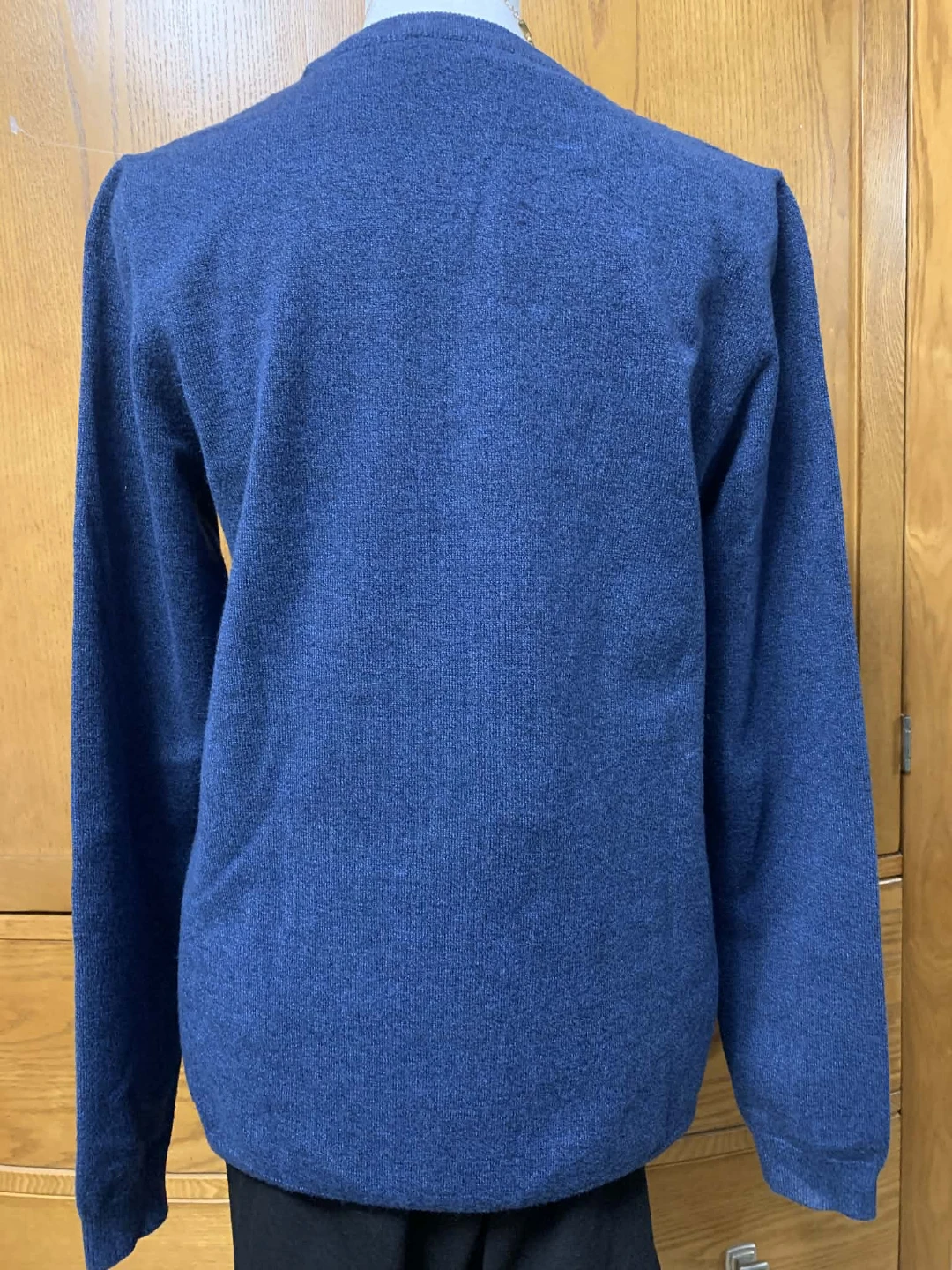 Yest Blue Crew Neck Cutout Sweater - Women's Size 6 - photo 3