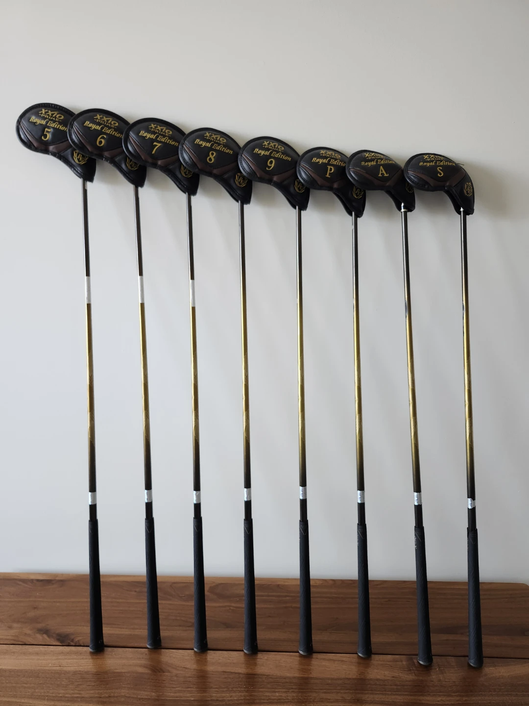 XXIO Prime Royal Edition 8 Iron Set - photo 5