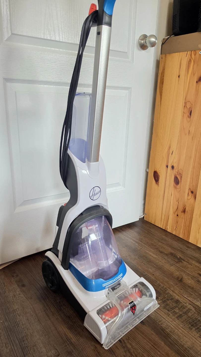 Hoover PowerDash Pet Carpet Cleaner - photo 3