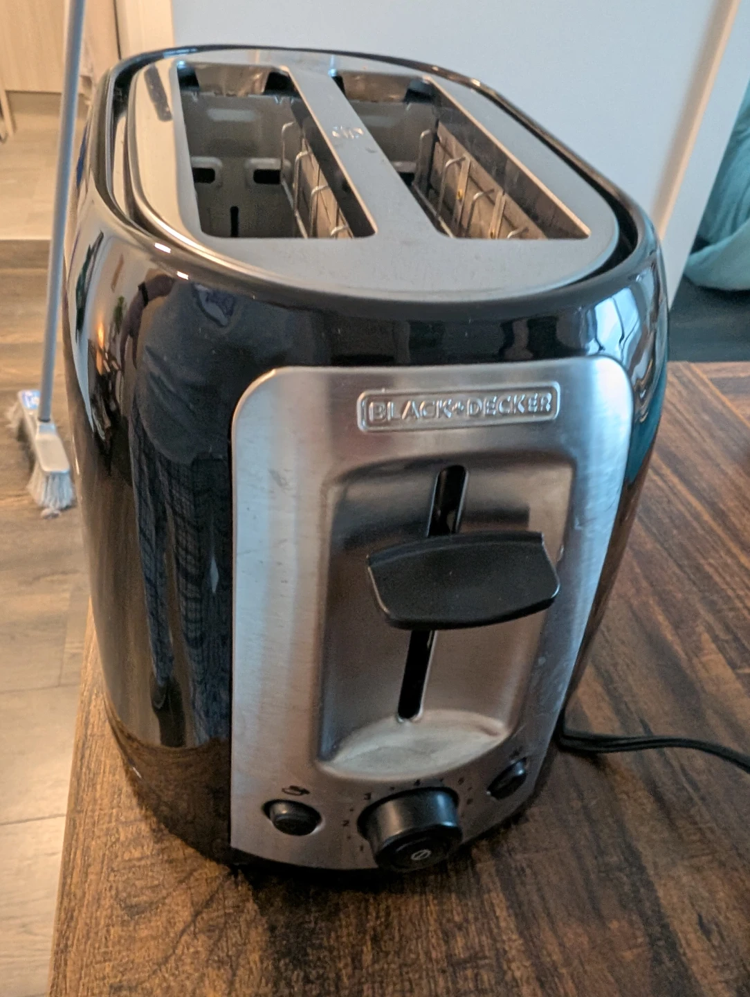 BLACK+DECKER 2-Slice Toaster - photo 5