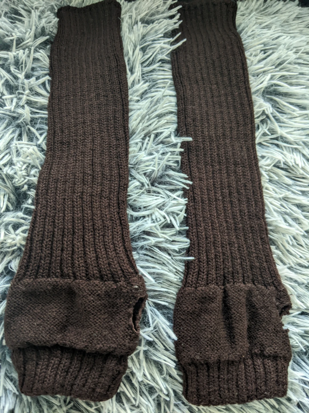 Women's Knitted Fingerless Winter Hand Warmers (Brown)