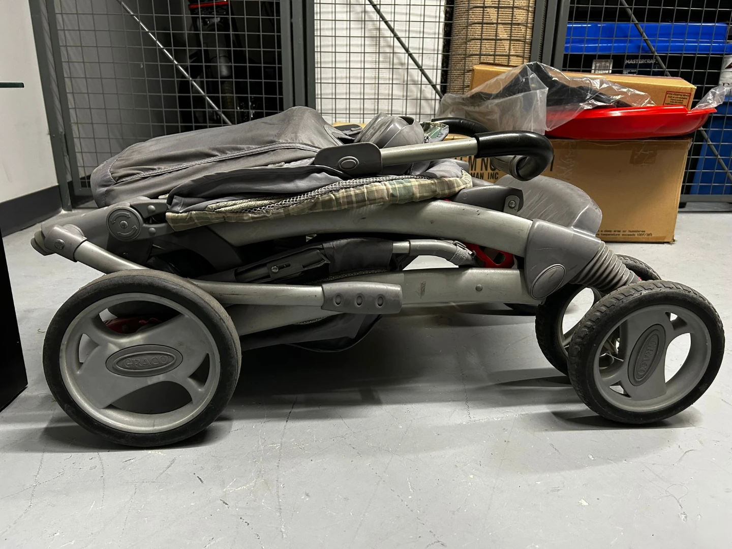 Graco Stroller - Plaid - photo 2