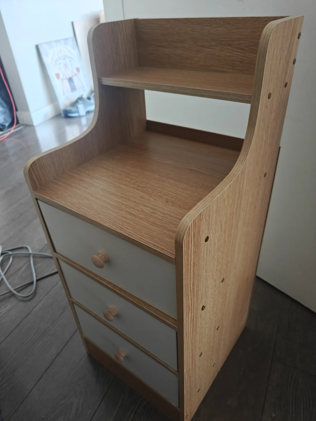 Wood nightstand with 3 drawers - photo 2
