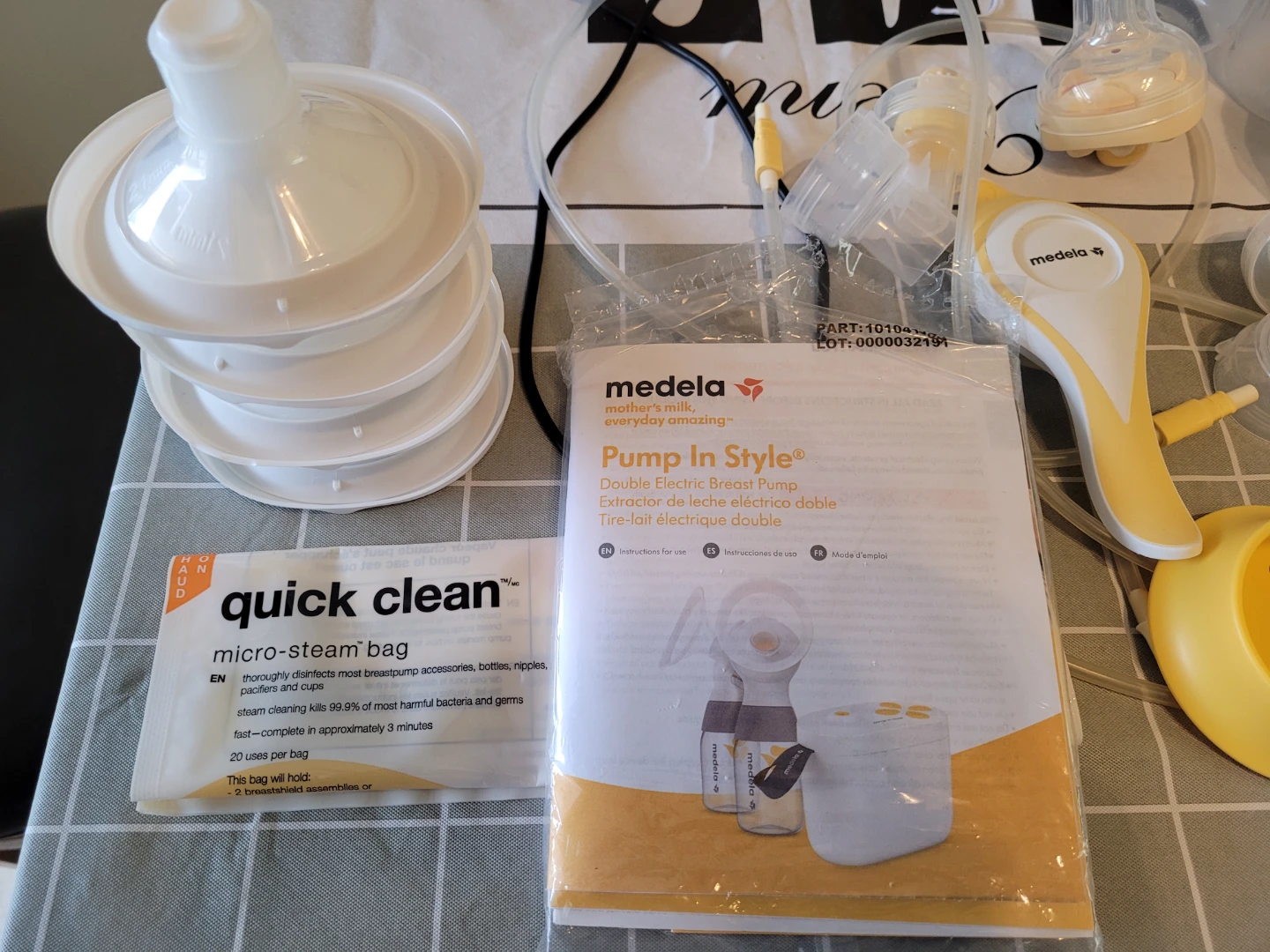 Medela pump - photo 3