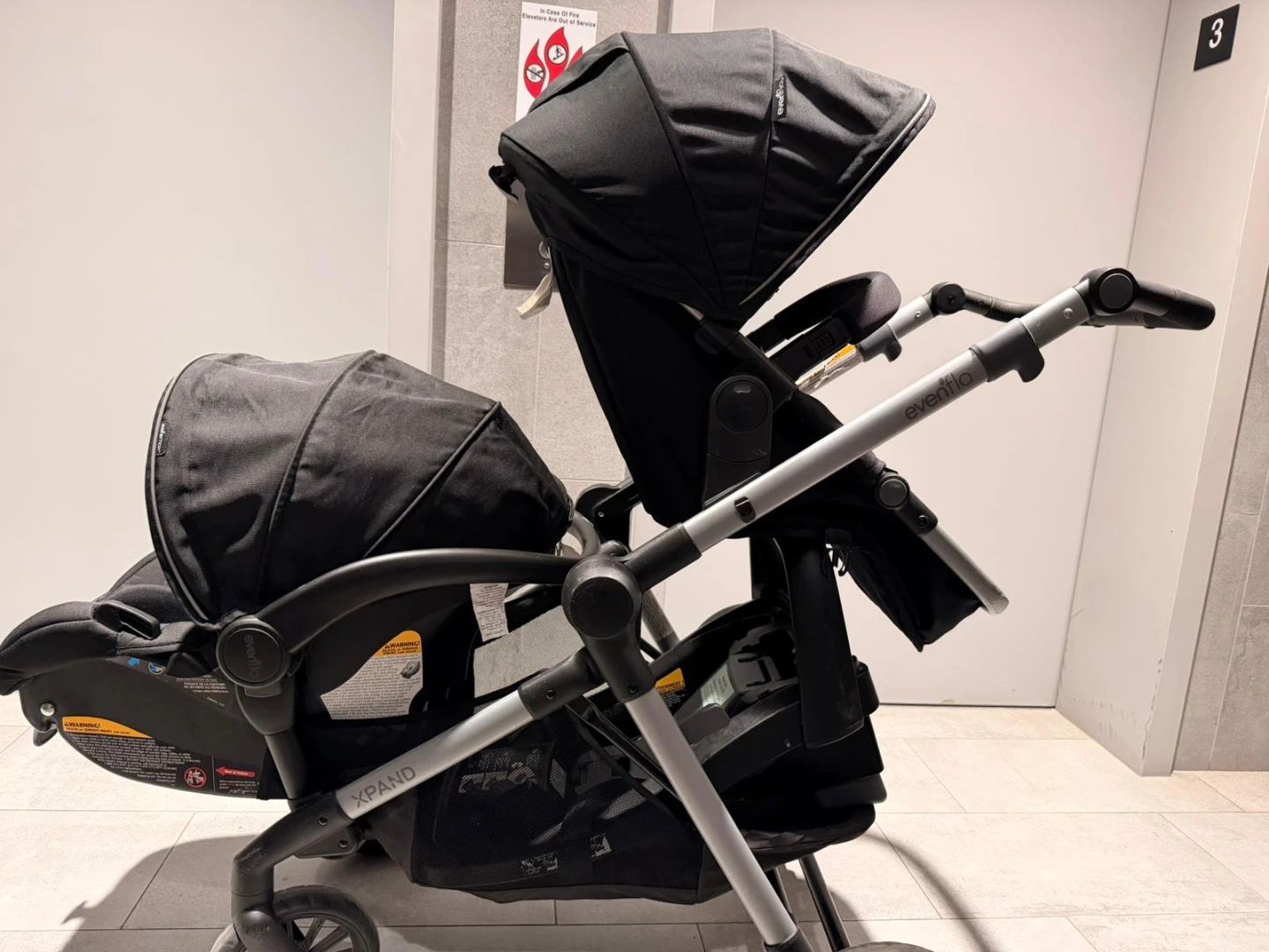 Evenflo Xpand Modular double Stroller with car seat