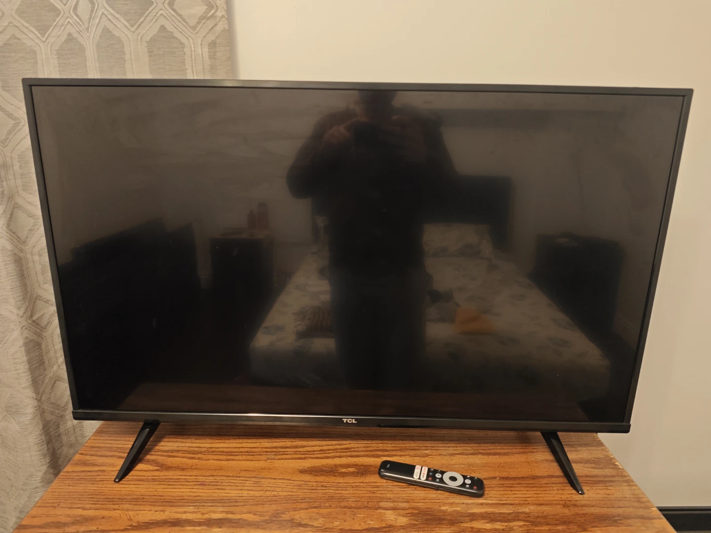 Like New TCL 43" 4K UHD HDR smart Google TV. (43S446)