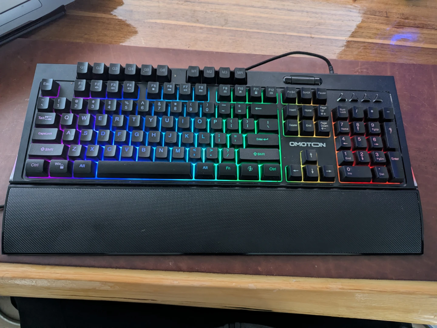 OMOTON Keyboard with Rainbow Backlight and Wrist Rest