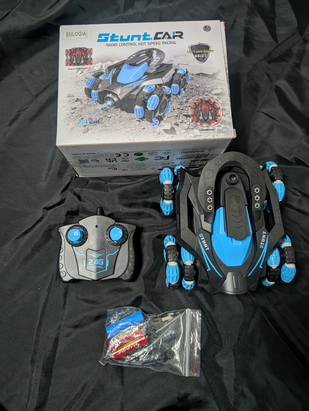 Eulogia Stunt Car Radio Control Hot Speed Racing Toy - photo 3