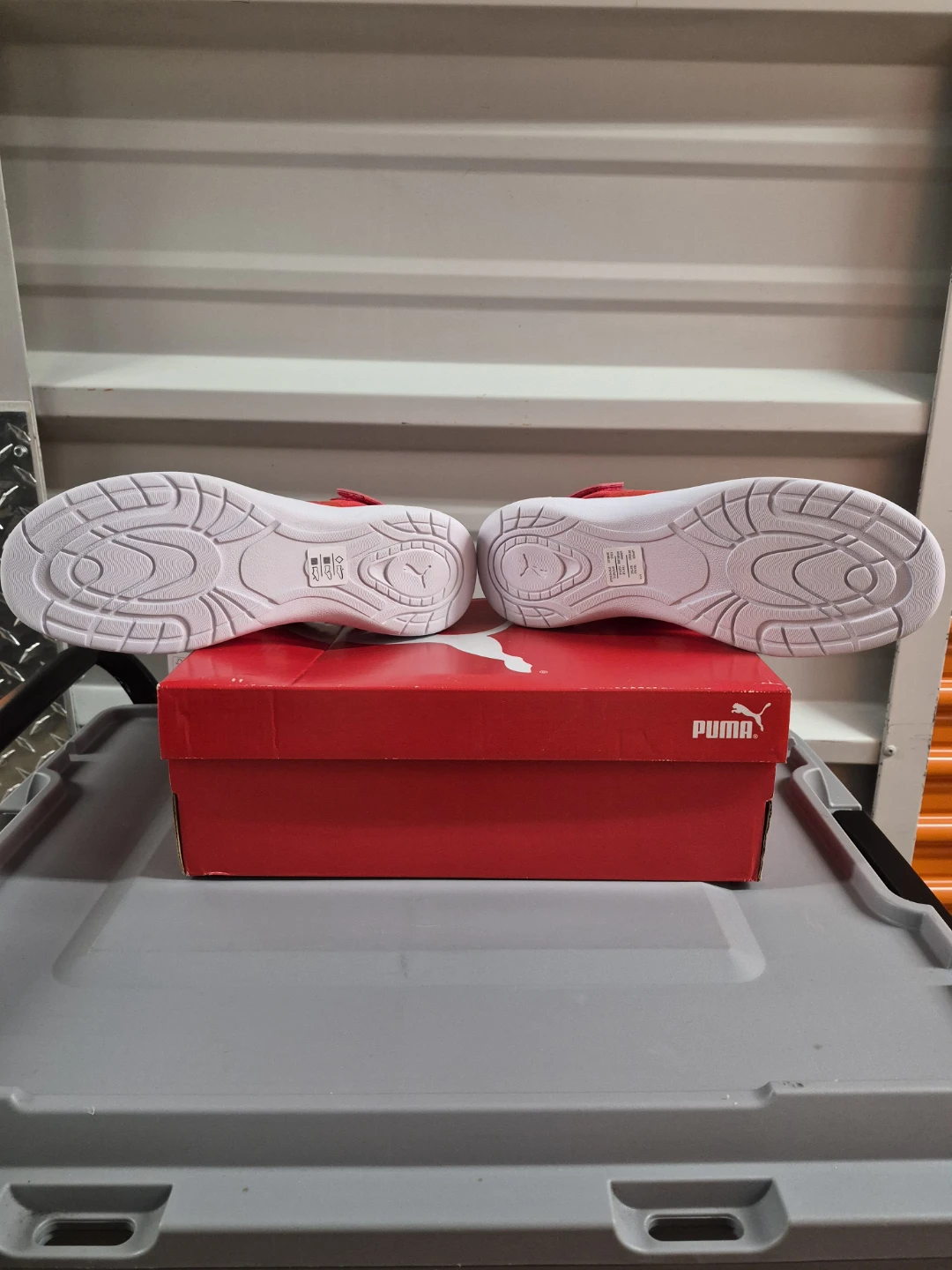 Puma Red Sandals with Box - photo 5
