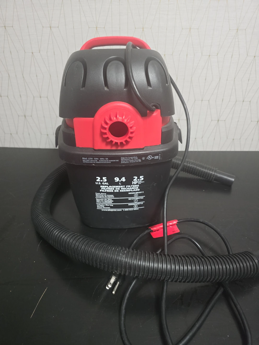 Shop-Vac 2.5 Gallon Wet/Dry Vacuum - photo 2