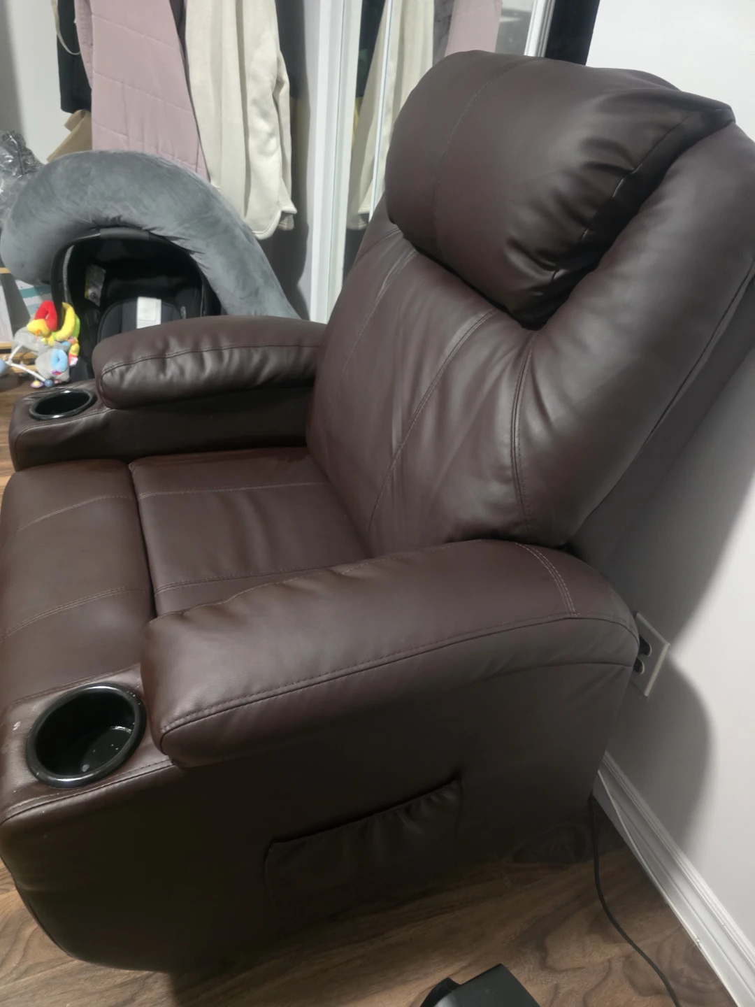 Brown Recliner Chair with Cup Holders - photo 3