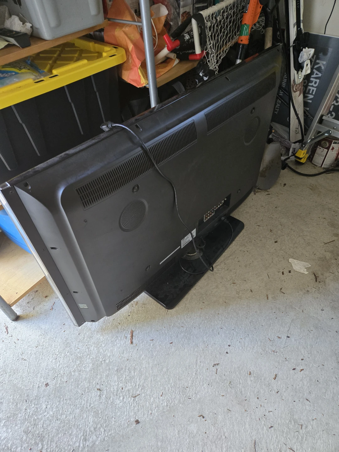 Samsung Flat Screen TV - photo 2