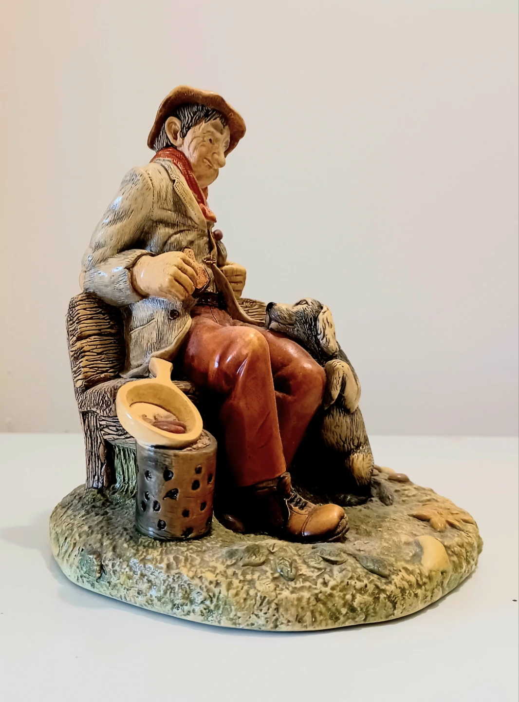 1969 "Hopeful" Naturecraft Figurine - photo 3