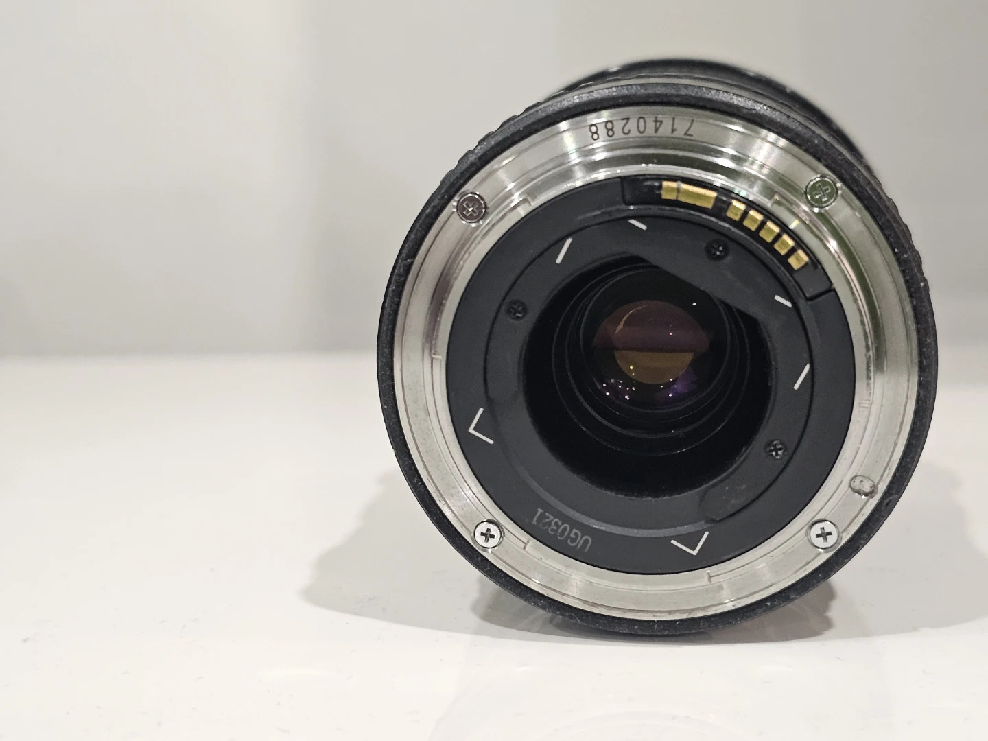 Canon EF 17-40mm f/4 L USM Wide-Angle Zoom Lens - photo 5