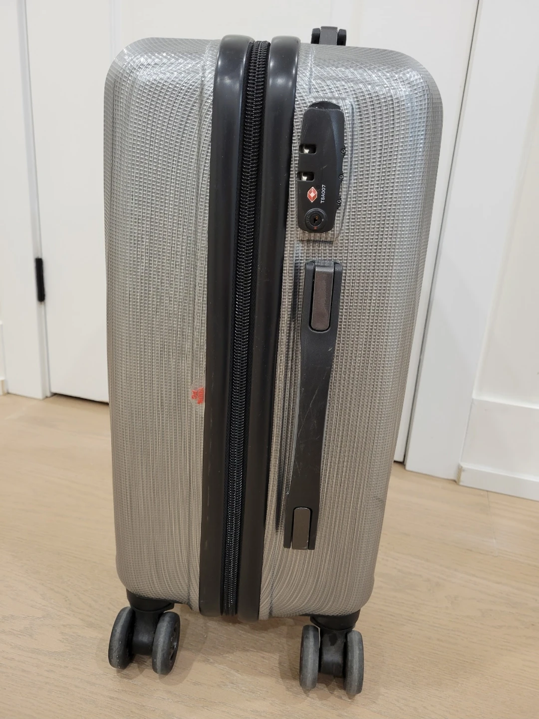 Samsonite Spinner Luggage - Silver - photo 4