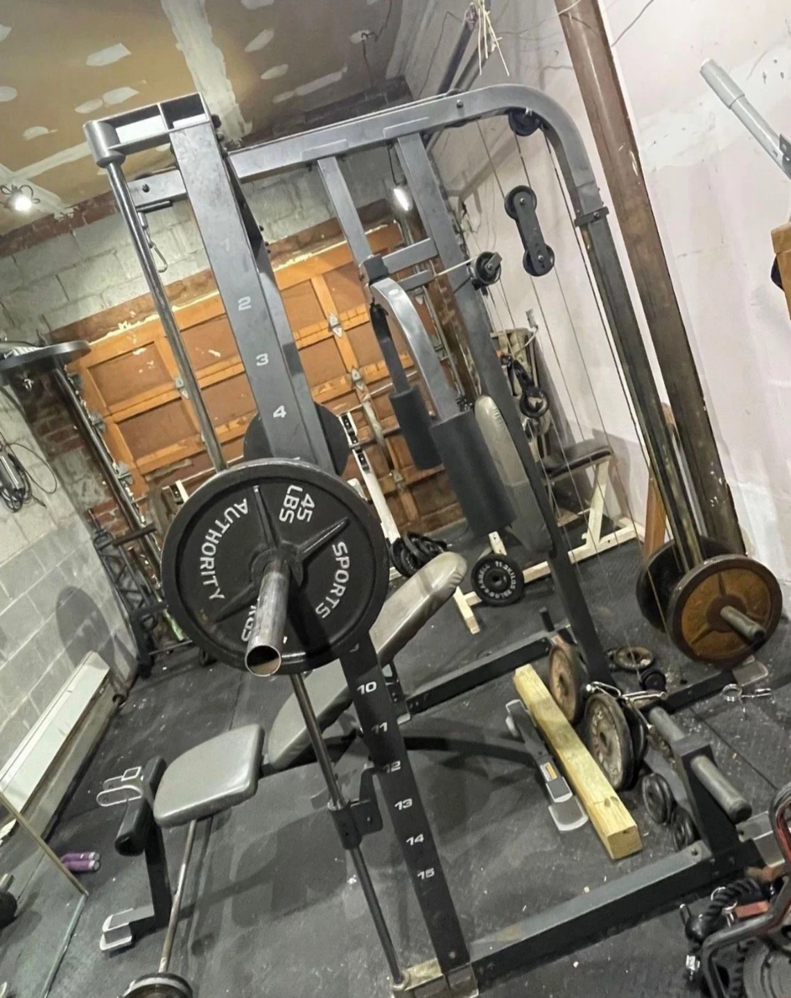Complete Home Gym Setup - Smith Machine & Olympic Bench - photo 3