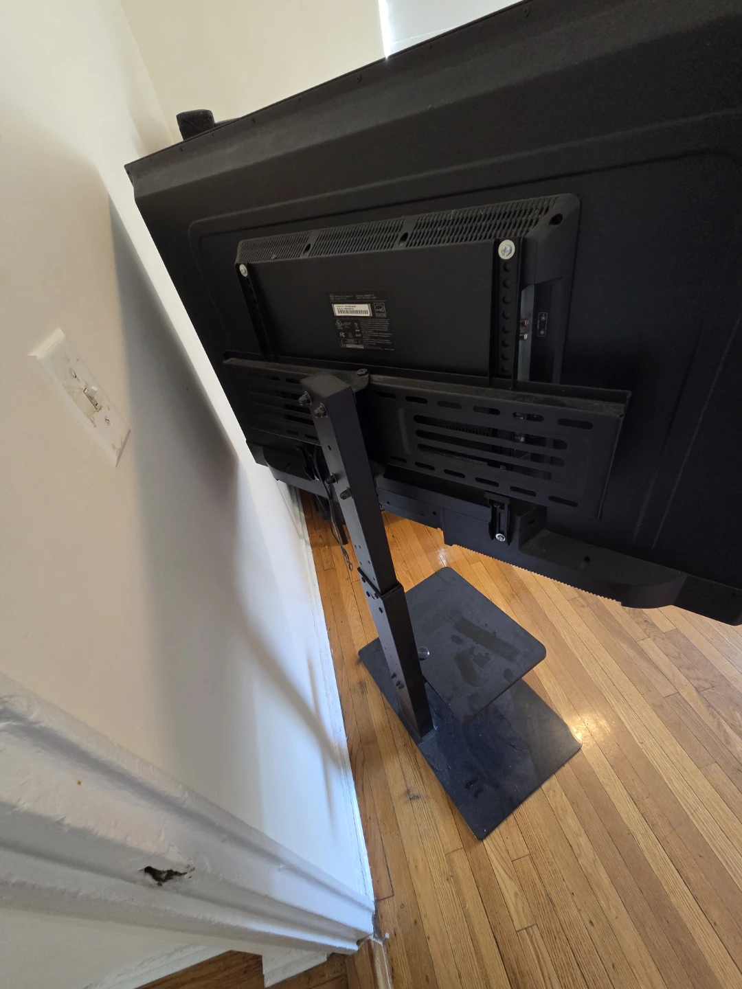 Tv and tv stand both for sale - photo 3