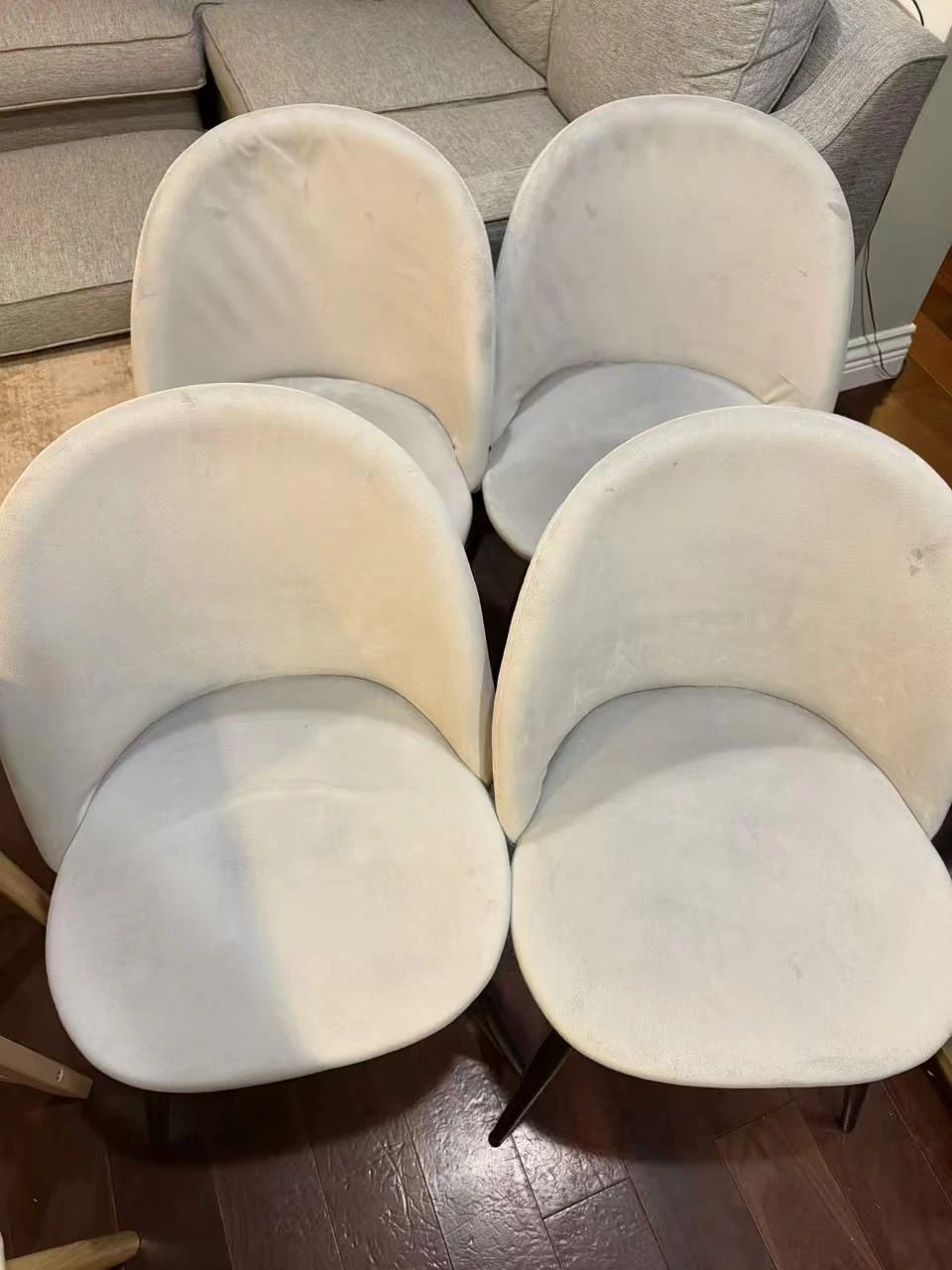 Set of 4 Grey Velvet Accent Chairs