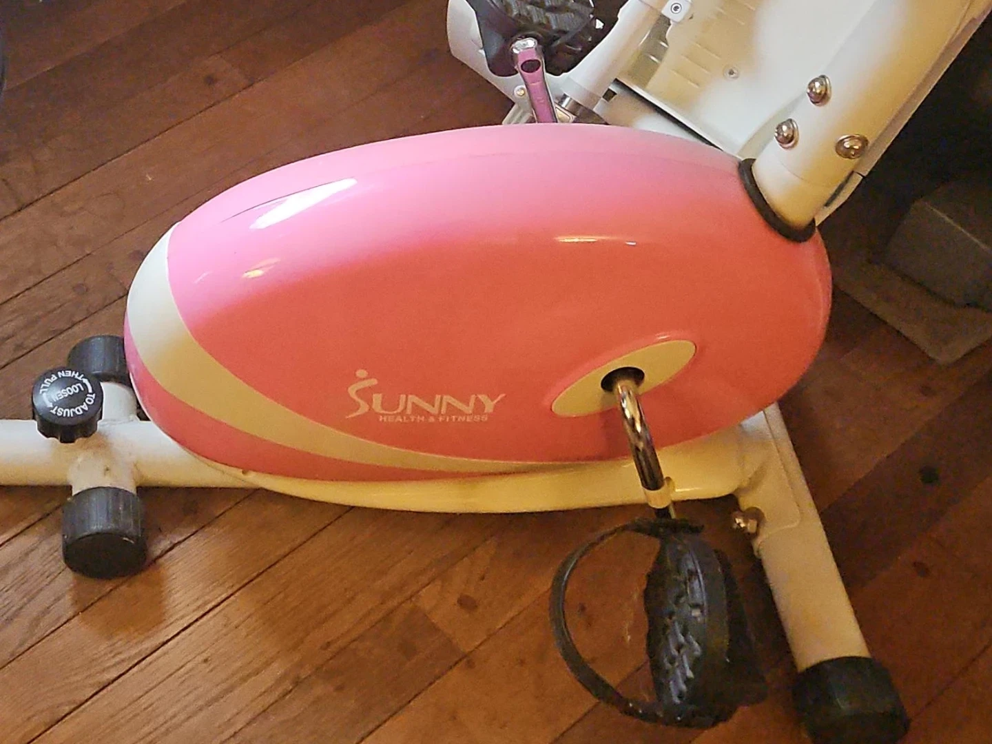 Sunny Health & Fitness Pink Recumbent Exercise Bike - photo 4