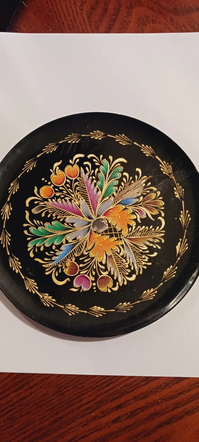Gorgeous Handpainted Floral Design Decorative Plate - photo 3