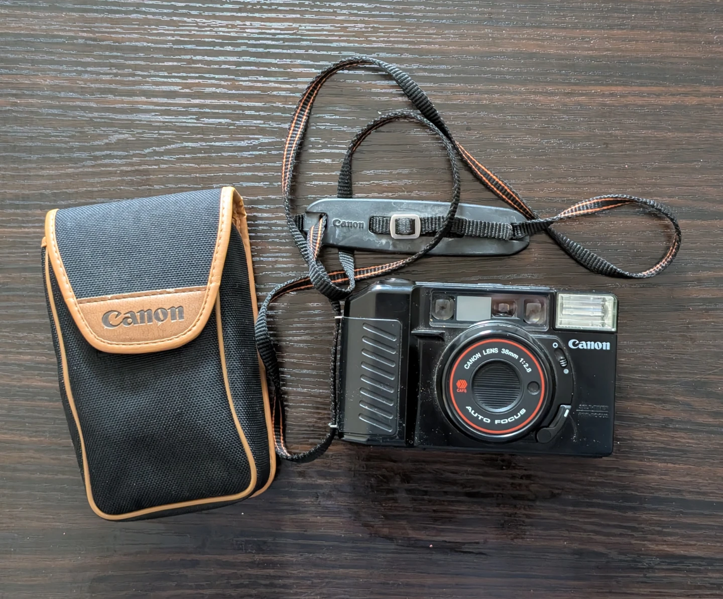 Canon Sure Shot 38mm Auto Focus Camera with Case (Autoboy 2)